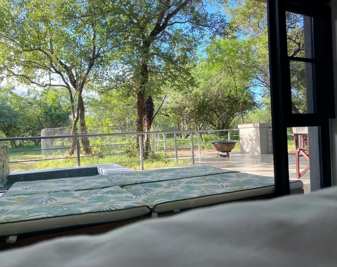 Kruger'S Keep - Luxury Couples Haven Villa Marloth Park Bagian luar foto