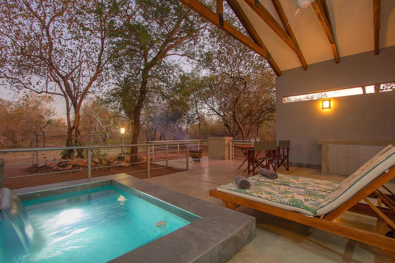 Kruger'S Keep - Luxury Couples Haven Villa Marloth Park Bagian luar foto