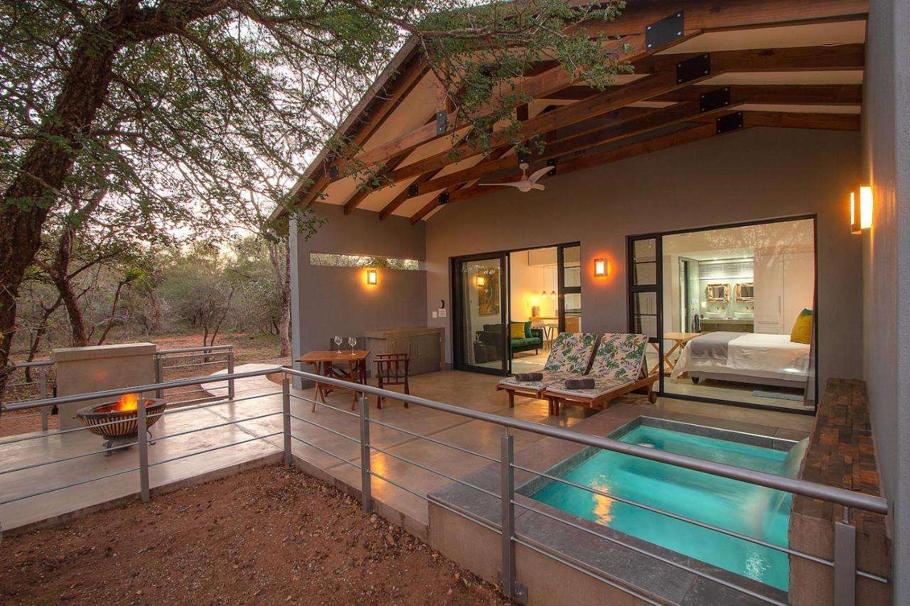 Kruger'S Keep - Luxury Couples Haven Villa Marloth Park Bagian luar foto