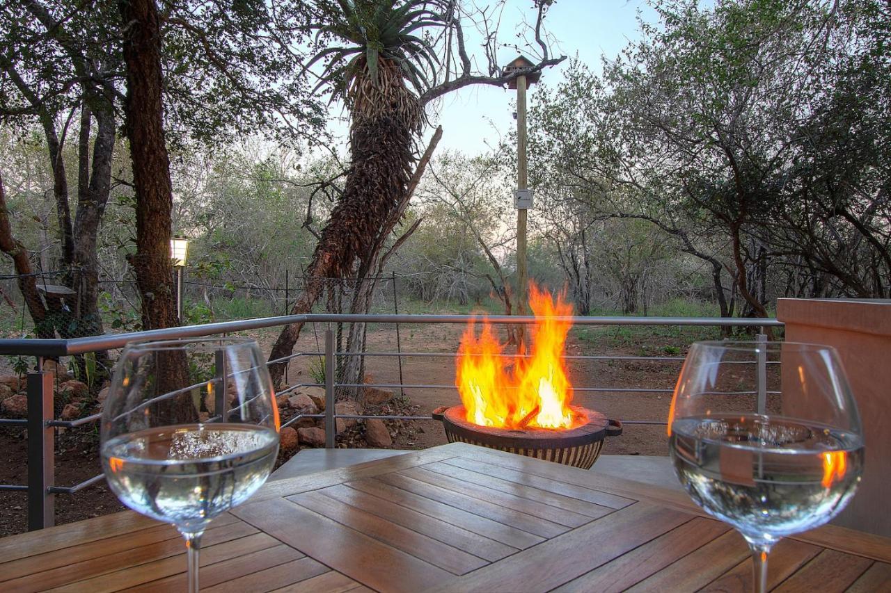 Kruger'S Keep - Luxury Couples Haven Villa Marloth Park Bagian luar foto