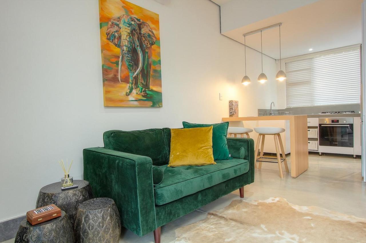 Kruger'S Keep - Luxury Couples Haven Villa Marloth Park Bagian luar foto