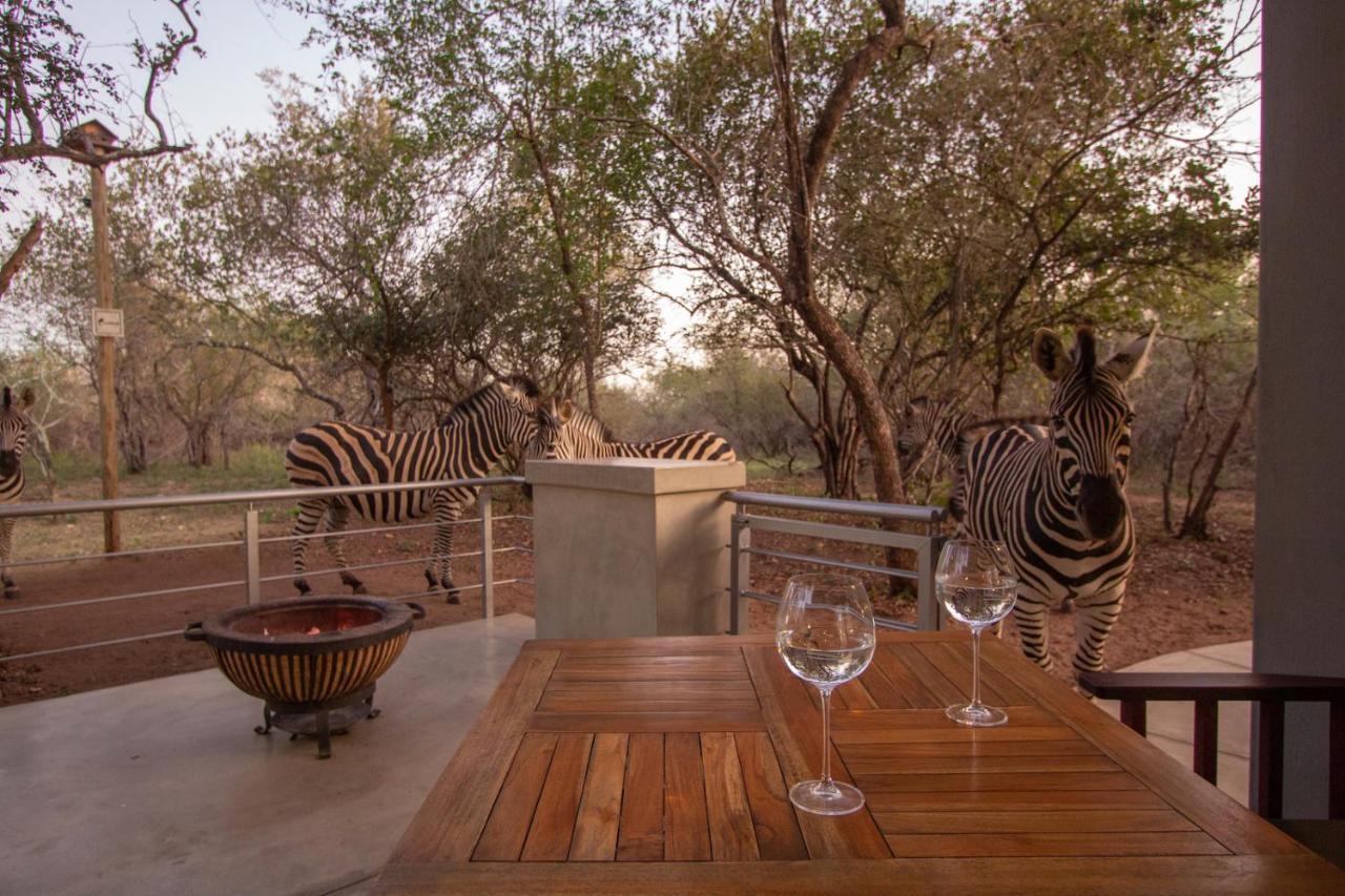 Kruger'S Keep - Luxury Couples Haven Villa Marloth Park Bagian luar foto