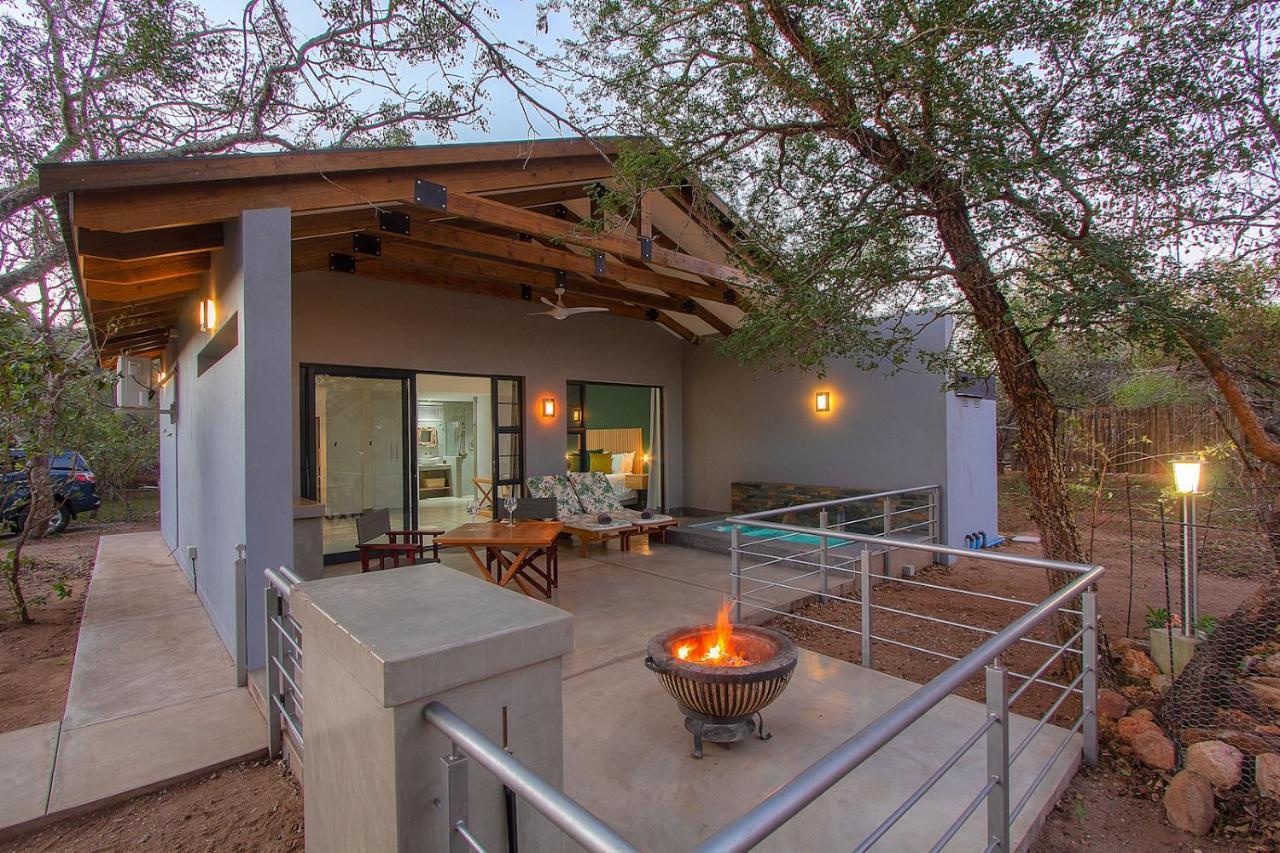 Kruger'S Keep - Luxury Couples Haven Villa Marloth Park Bagian luar foto