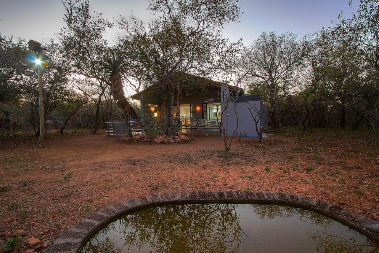 Kruger'S Keep - Luxury Couples Haven Villa Marloth Park Bagian luar foto