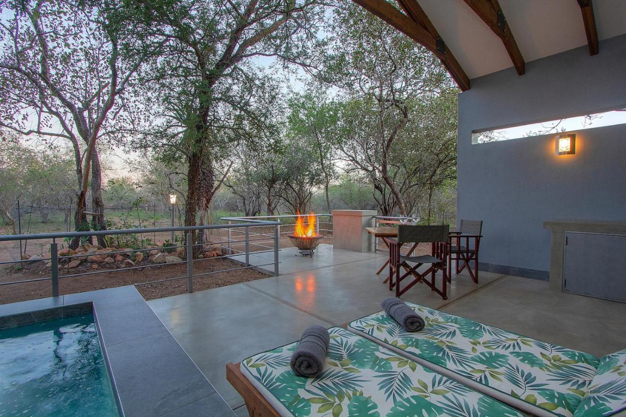 Kruger'S Keep - Luxury Couples Haven Villa Marloth Park Bagian luar foto