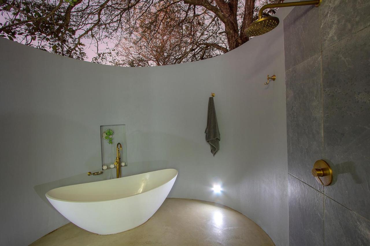 Kruger'S Keep - Luxury Couples Haven Villa Marloth Park Bagian luar foto