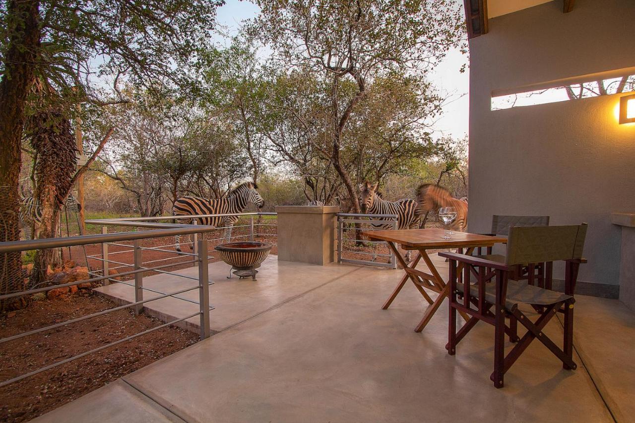 Kruger'S Keep - Luxury Couples Haven Villa Marloth Park Bagian luar foto